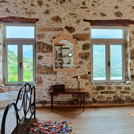 Villa Casa Pappadiana Traditional Stonehouse à Kefálion Extérieur photo